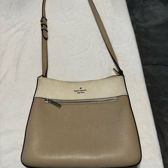 Kate Spade Beige and Cream Crossbody Bag - Picture 1 of 3